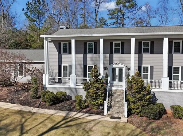 100 Smokerise Trce, Peachtree City, GA 30269