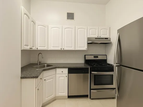 132 Lexington Avenue image 6 of 8