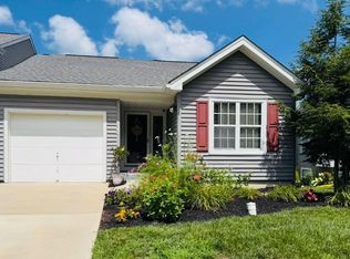 822 Horseshoe Ln, Florence, KY 41042