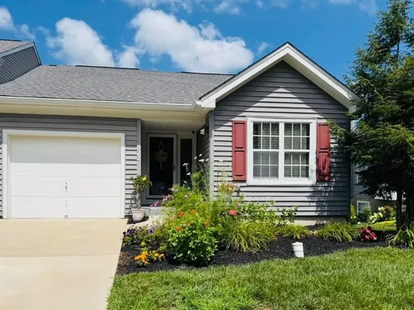 822 Horseshoe Ln, Florence, KY 41042