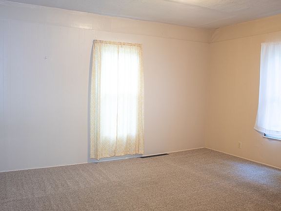 2nd image of 404 N Salisbury St