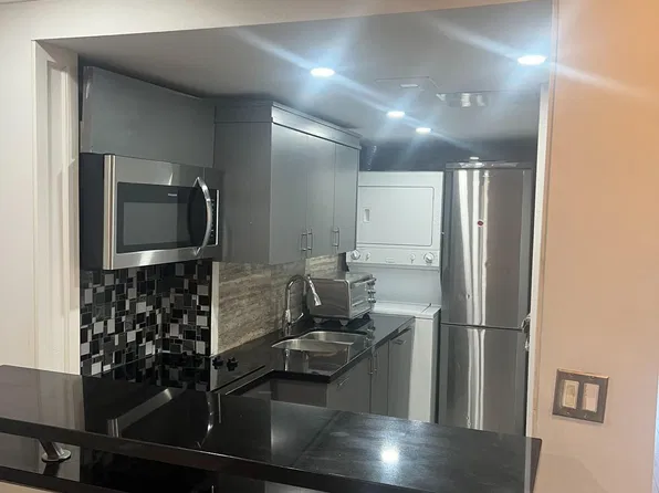 60 Fort York Blvd Unit G06, Toronto, ON M5V 4A6