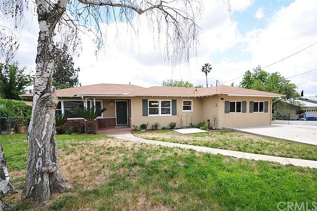 1st image of 34865 Avenue D