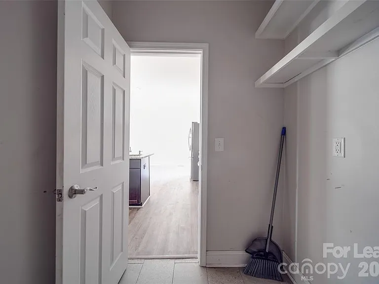 112 Rockwell Ct — Photo 15