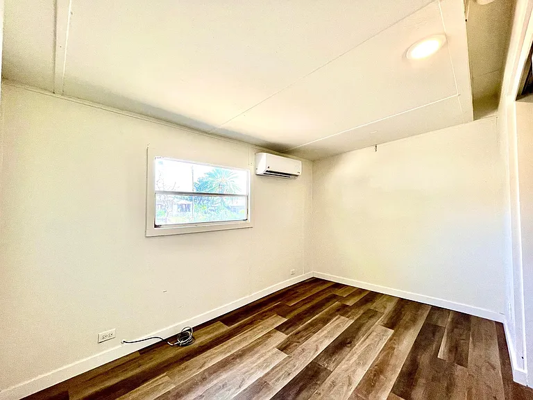 103 W Gorham St — Photo 10