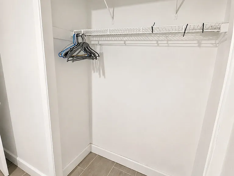 1408 E Muriel St — Photo 3