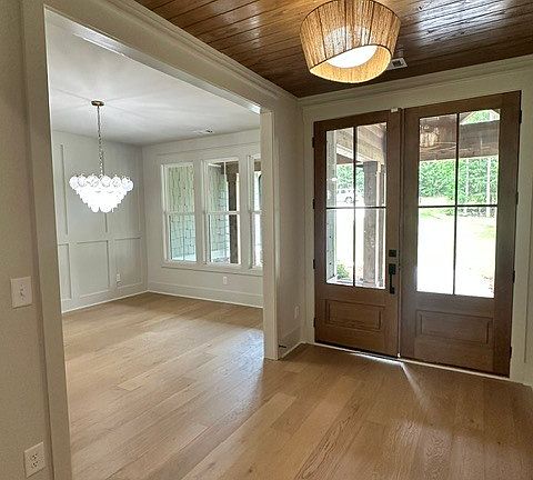 2nd image of 109 Heights Ave #5