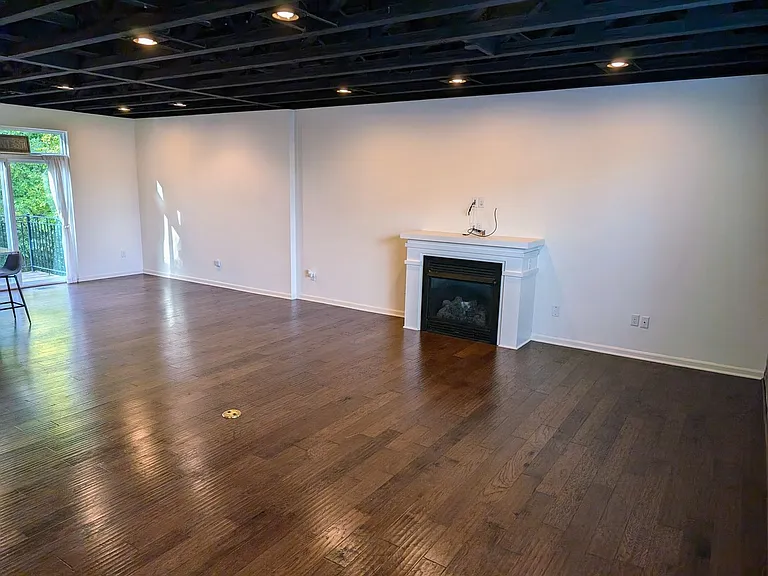 9579 Tahoe Dr — Photo 4