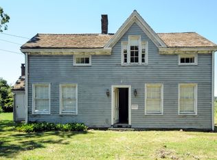 182 Shore Rd, Mount Sinai, NY 11766