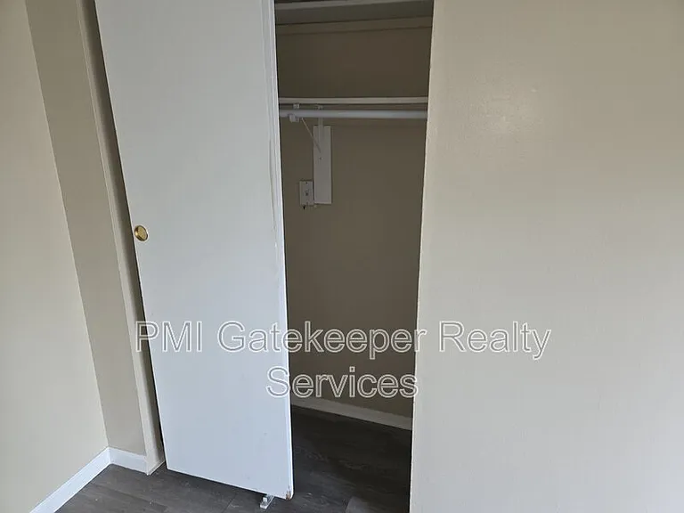 2459 Montana Ave #4 — Photo 18