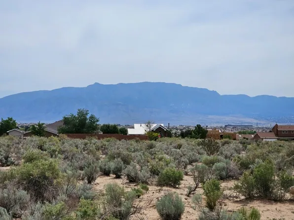 1390 Imp Pl SE, Rio Rancho, NM 87124
