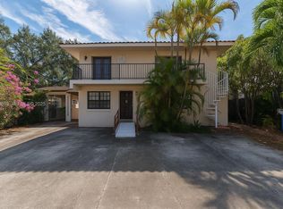 2740 SW 23rd St, Miami, FL 33145