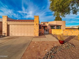 1000 W Rio Guaymas, Green Valley, AZ 85614
