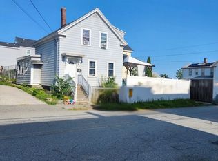 196 School St, Lowell, MA 01854