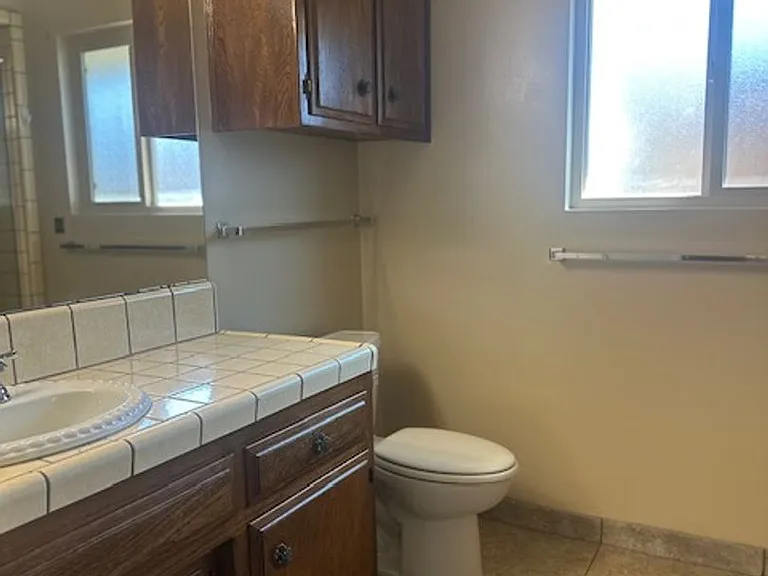 6713 Kimberly Ave — Photo 12