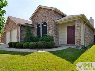1026 Warbler, Aubrey, TX 76227