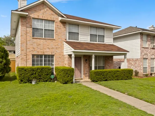 162 Hunter Dr, Cedar Hill, TX 75104