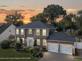 19 Melissa Ln, Howell, NJ 07731