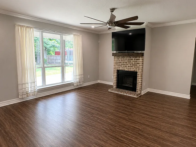 1227 San Salvador Dr — Photo 5