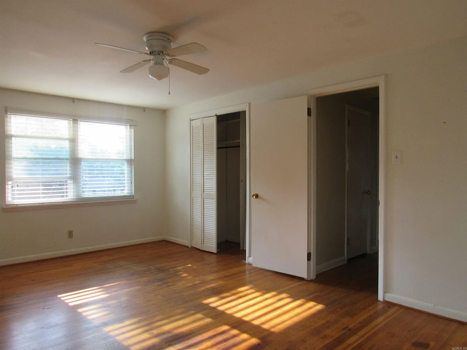 6201 Blackhawk Drive - 1 — Photo 4