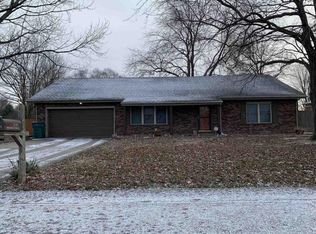 305 Weatherstone Dr, Belleville, IL 62221