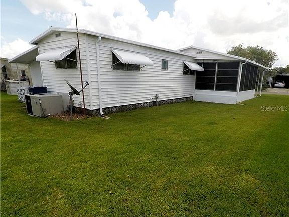 5th image of 209 52nd Avenue Dr E