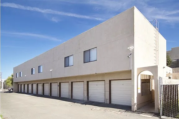 300 - 330 Parker Avenue in Rodeo — Photo 5