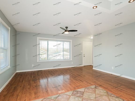 5th image of 7823 Clevedon St