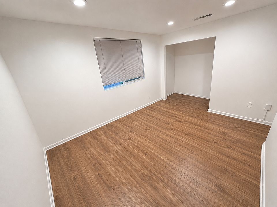 1st image of 14560 Foothill Blvd