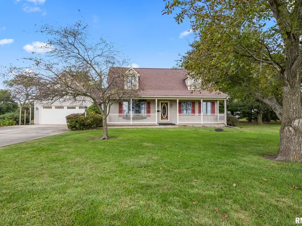 186 W Sherman St, Palmyra, IL 62674