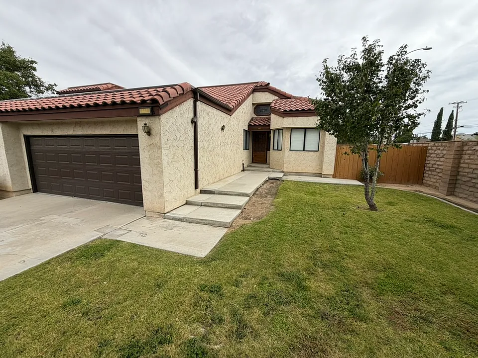 441 Tepatitlan Ct