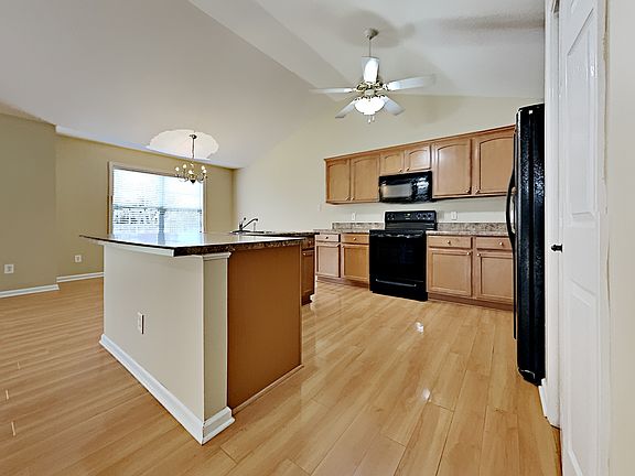 5th image of 7236 Olive Branch Ln