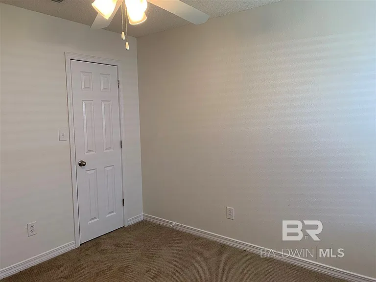 16215 Mansion St — Photo 24
