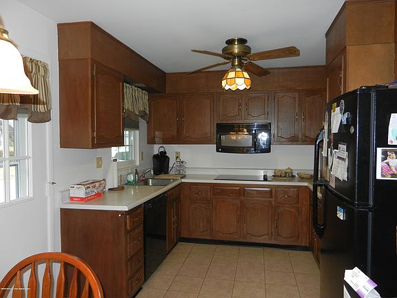 3rd image of 37 Edinburgh Lane #D