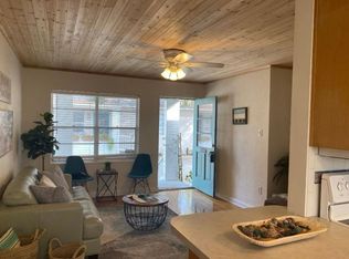 368 4th St #1, Atlantic Beach, FL 32233