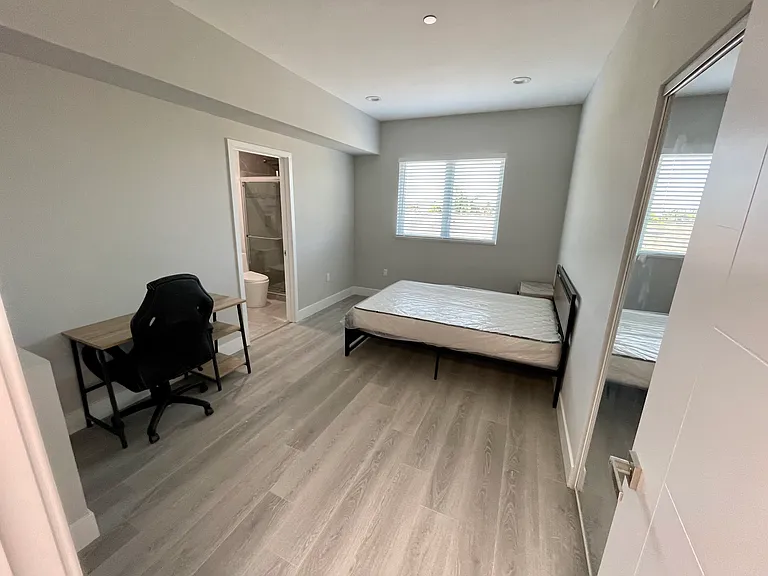 5403 Carlin St #2 — Photo 15
