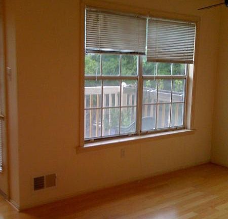 3rd image of 35 Spruce Ct