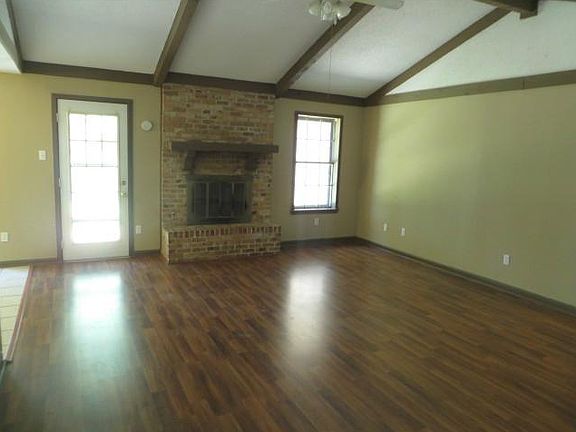 2nd image of 2813 Loriwood Dr