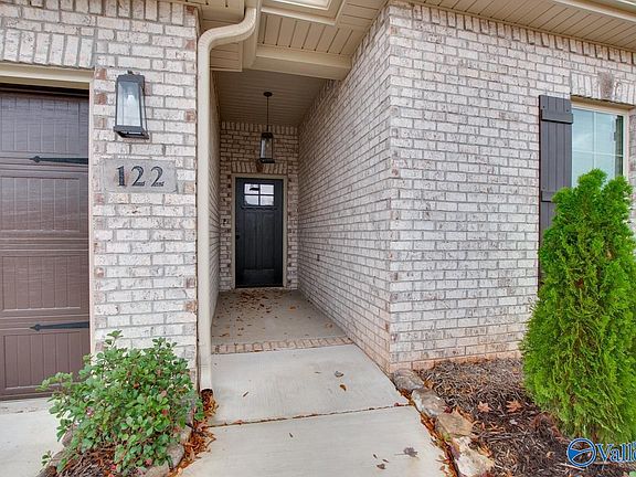 2nd image of 122 Midpark Dr