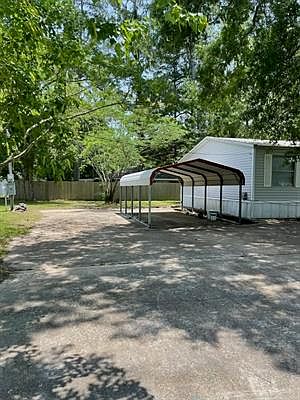 4th image of 11985 Leatherwood Dr