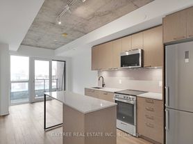 1808 Saint Clair Ave W