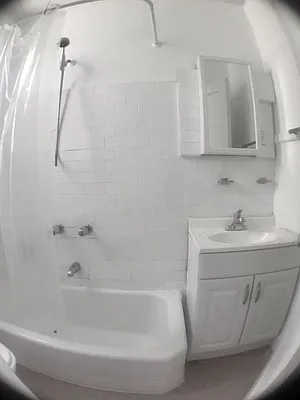 Rented by Axxess Realty Group | media 20