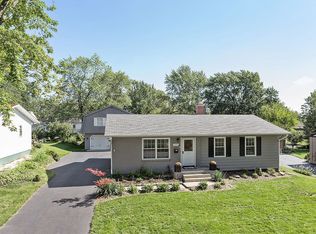 7665 Sprucewood Ave, Woodridge, IL