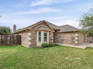 417 W 7th St, Weatherford, TX 76086