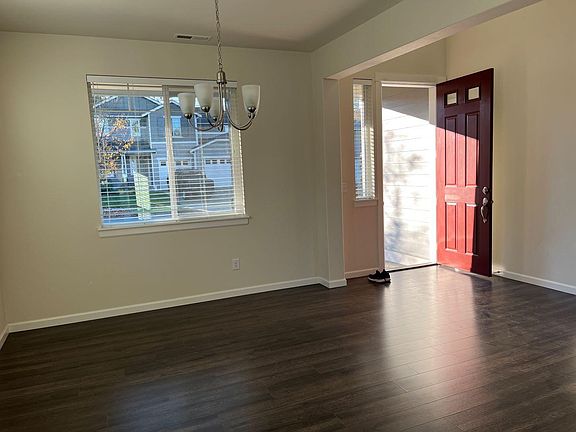 Entry and formal dining