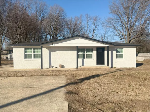 2004 South Ave, Kennett, MO 63857