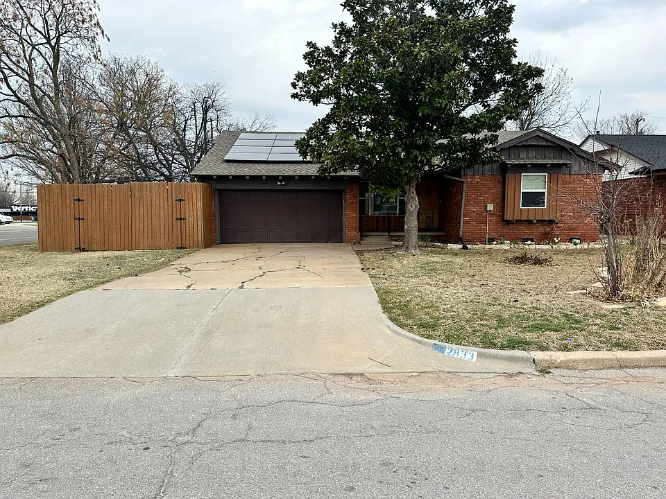 2833 Kent Dr