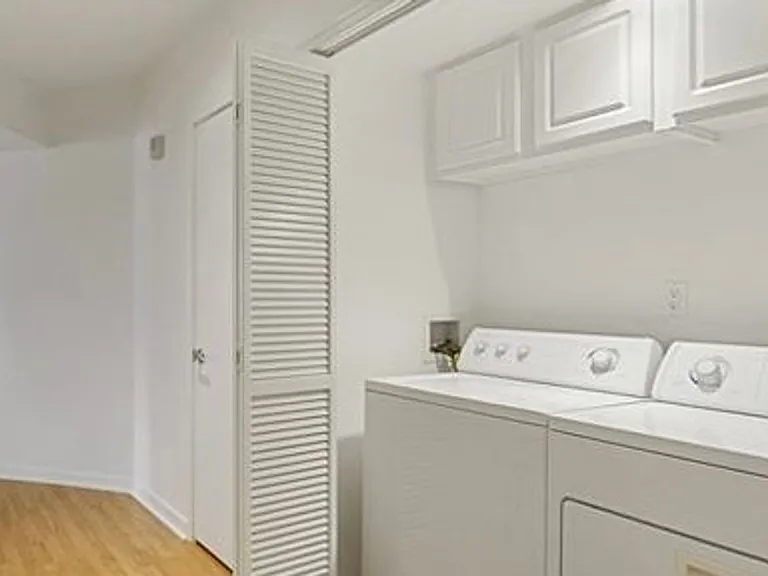 1222 S Westgate Ave #202 — Photo 7