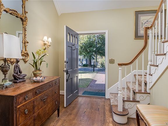 5th image of 1303 Indian Hills Cir