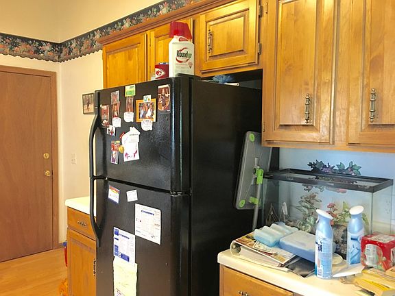 5th image of 425 Kiva Ct
